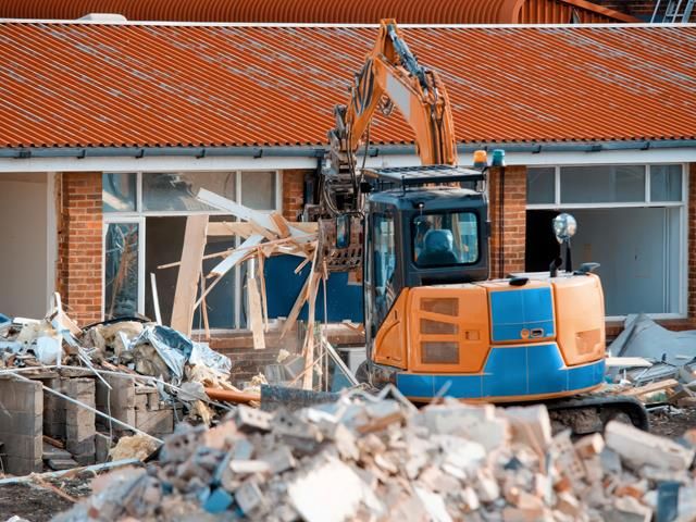 Building Waste Removal Services in Hull